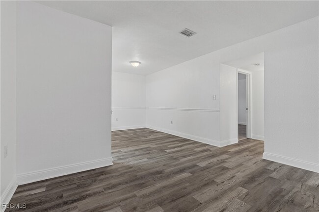 Building Photo - 12658 Kenwood Ln