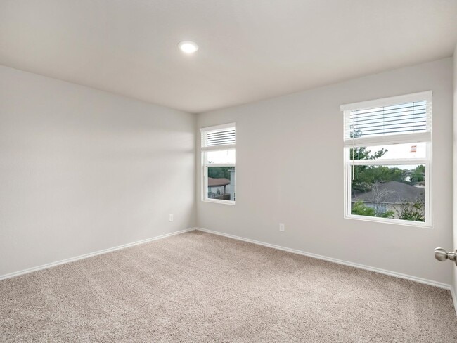 Building Photo - 6230 Eddie Way