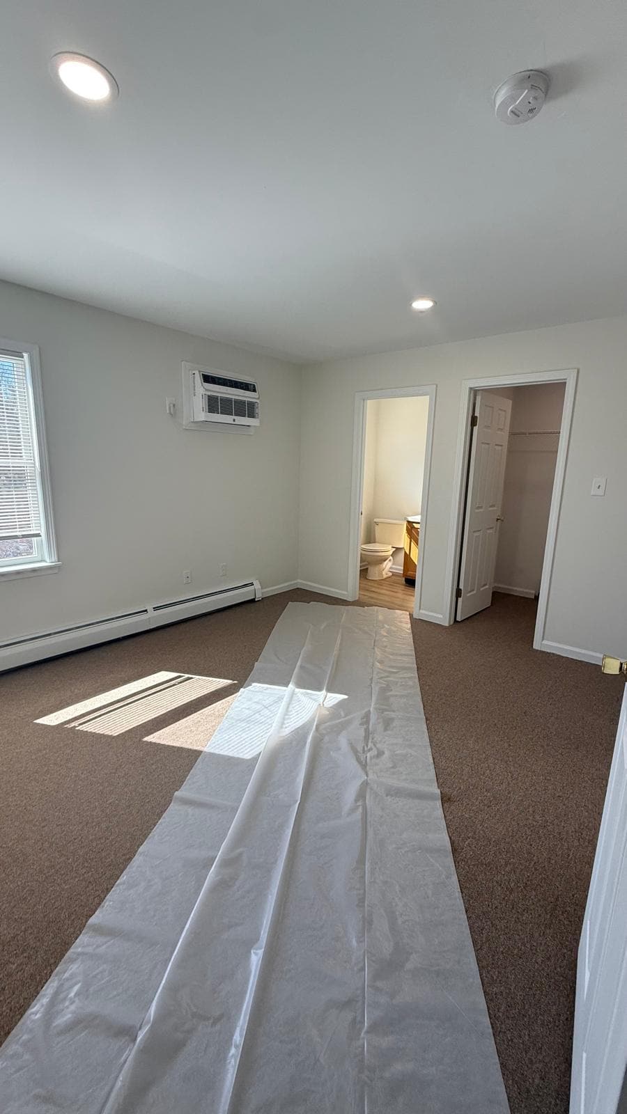 Building Photo - 91 Cloverdale Ave