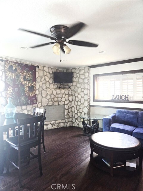 Building Photo - 7704 Lotus Cir