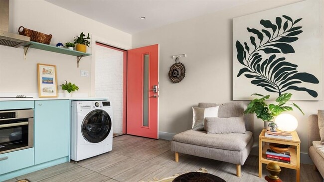 Building Photo - 1208 Enfield Rd