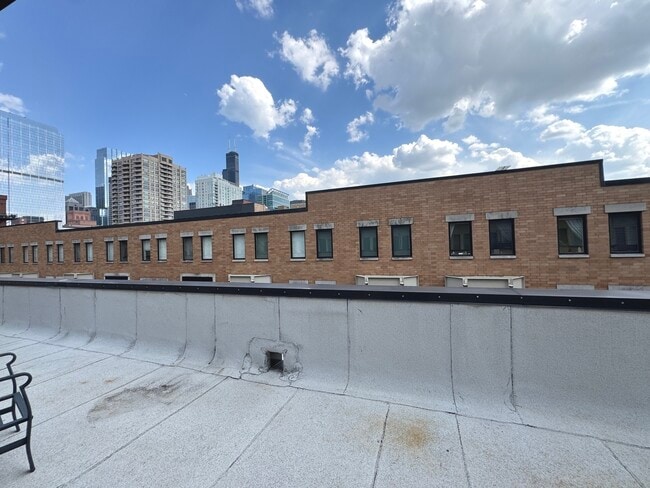 Building Photo - 311 N Union Ave