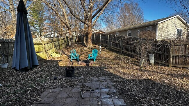 Building Photo - 4605 Grandview Ct