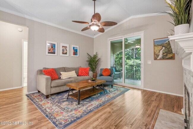 Building Photo - 160 Veracruz Dr