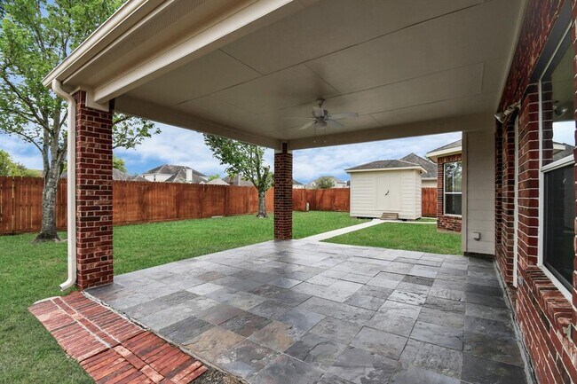 Building Photo - 2523 Sunstone Ln