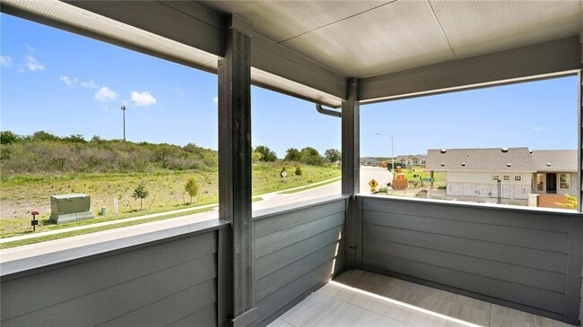 Building Photo - 7812 Hillock Terrace