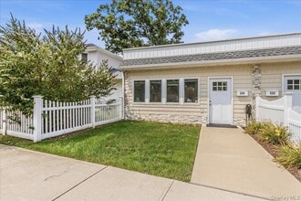 Building Photo - 534 Bellmore Rd