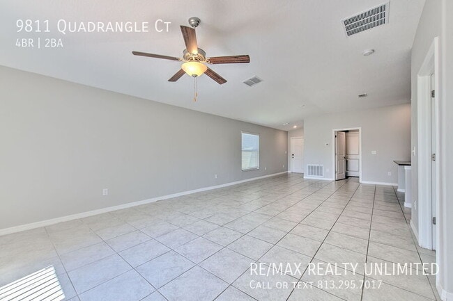 Building Photo - 9811 Quadrangle Ct