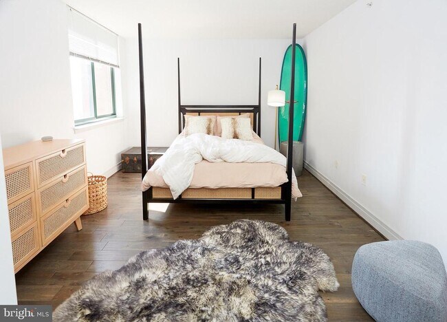 Building Photo - 414 Water St