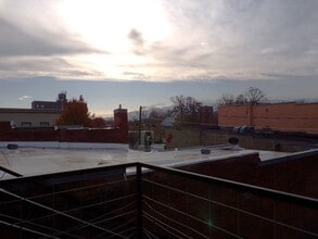 Building Photo - Country Financial Insurance Apartments