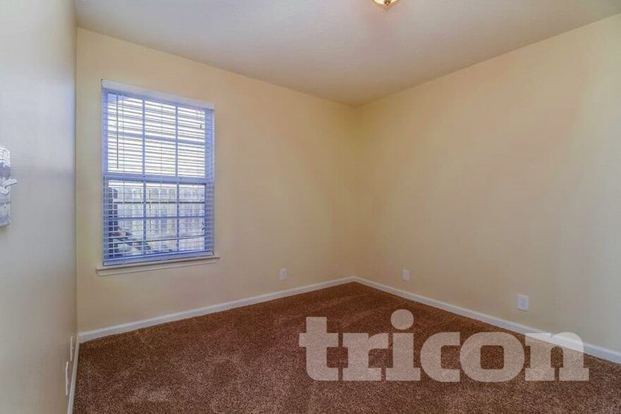 Building Photo - 2305 Cason Trail