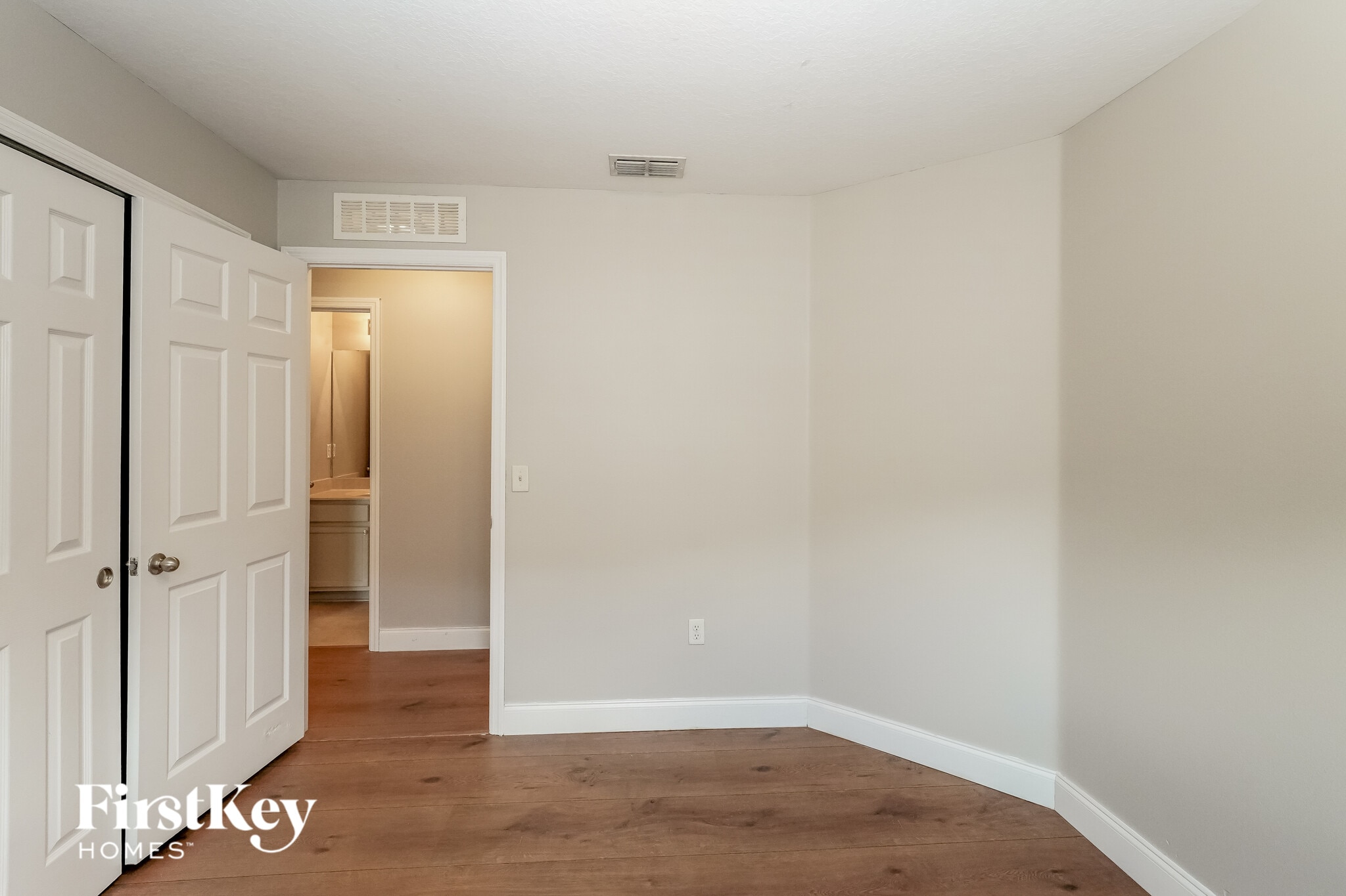 Building Photo - 3470 Heath Dr