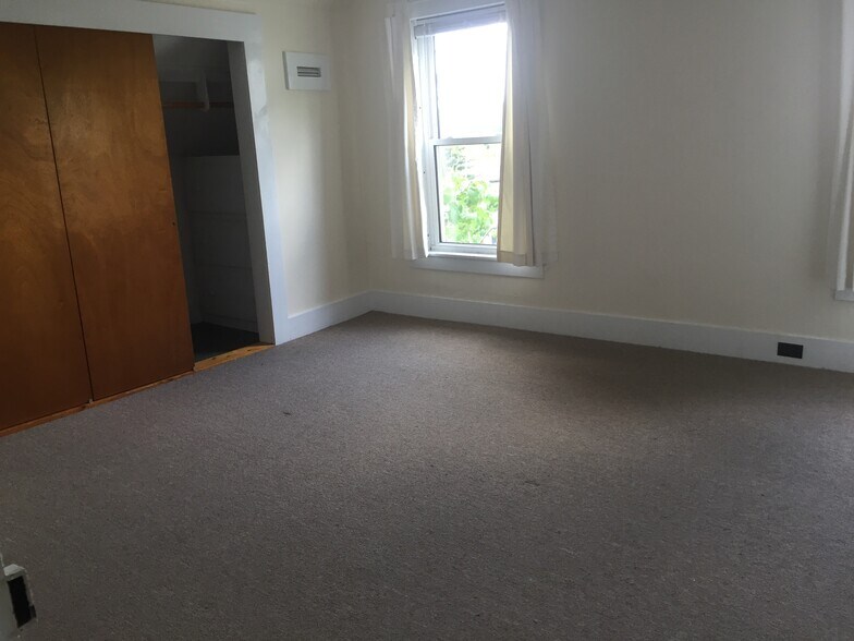 lots of closet space. - 8 Prospect Street