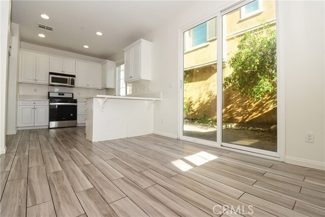 Building Photo - 8630 Cava Dr