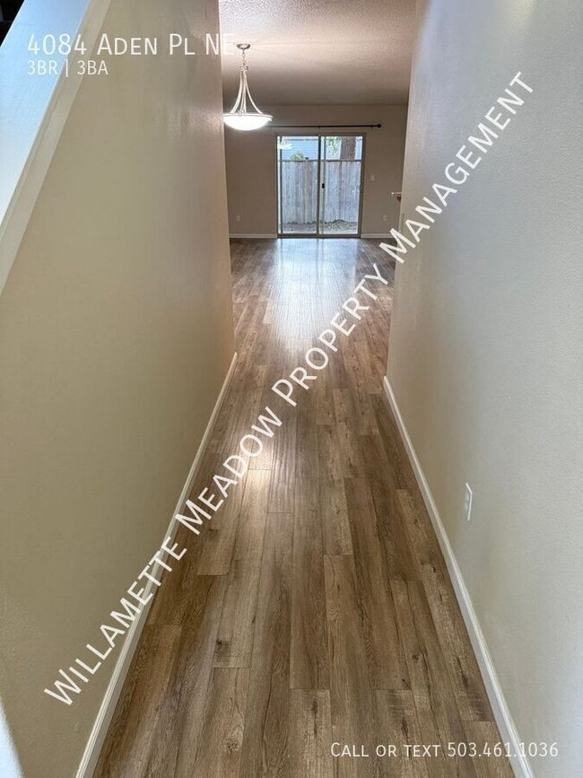 Building Photo - 4084 Aden Pl NE