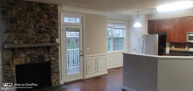 Building Photo - 13563 Davinci Ln