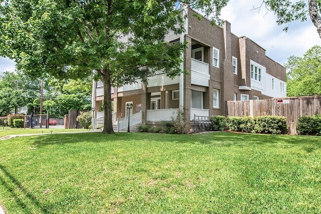 Building Photo - 4719 Junius St