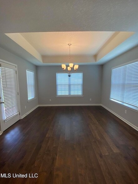 Building Photo - 3160 Magnolia Bloom Dr