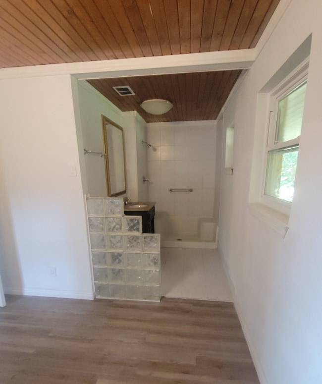Building Photo - 6590 Dewrell Square