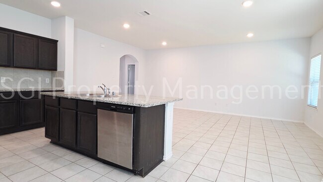 Building Photo - 1212 Bronze Ln