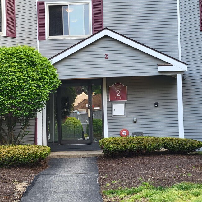 Building Photo - 120 Fisherville Rd