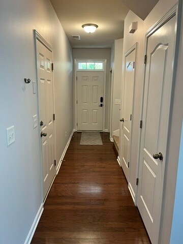 Primary Photo - 7043 Woodsbay Lane