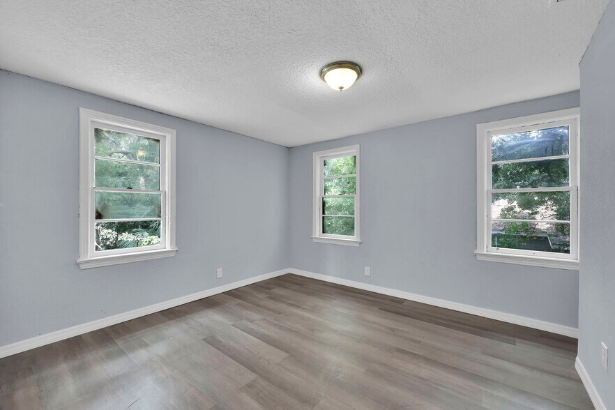 Building Photo - 3053 Fitzgerald St