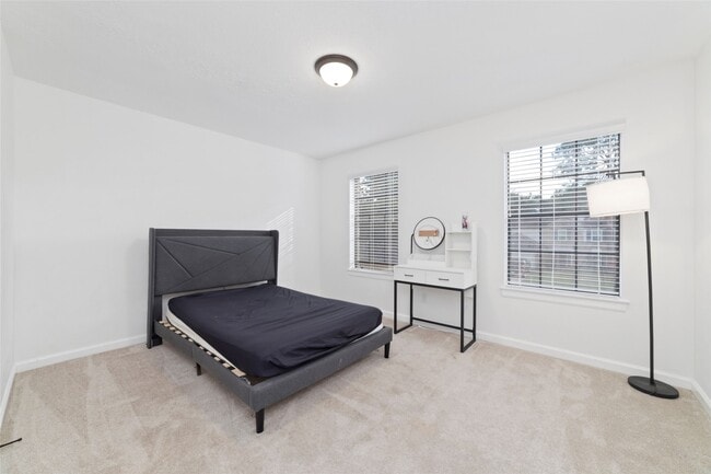 Building Photo - 16026 Autumn Falls Ln