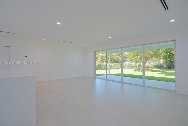 Building Photo - 9301 SW 178th St