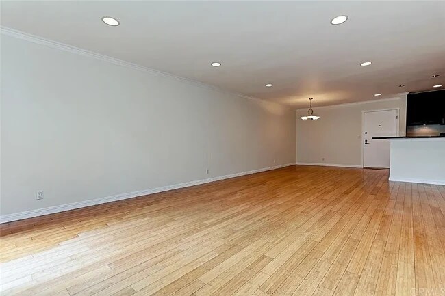 Building Photo - 7777 W 91st St