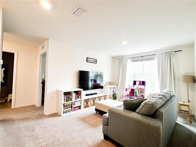Building Photo - 36851 Goffaux Loop