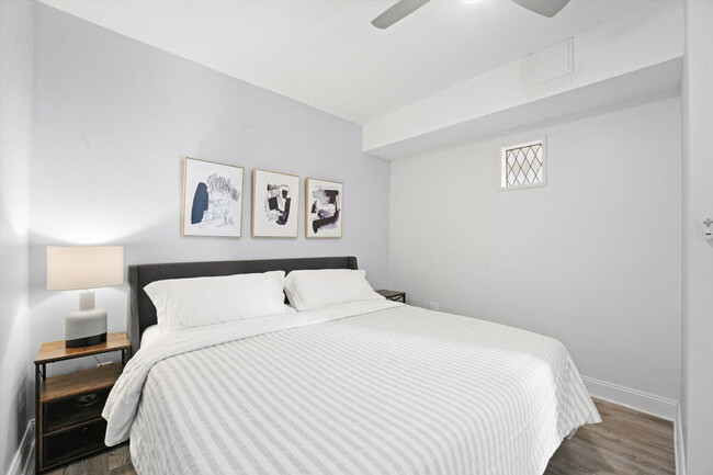 Building Photo - 1408 W Ohio St