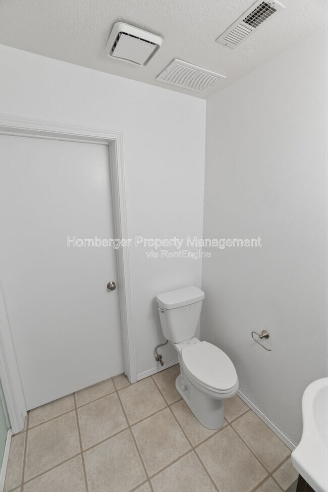 Building Photo - 3628 E 23rd Ave