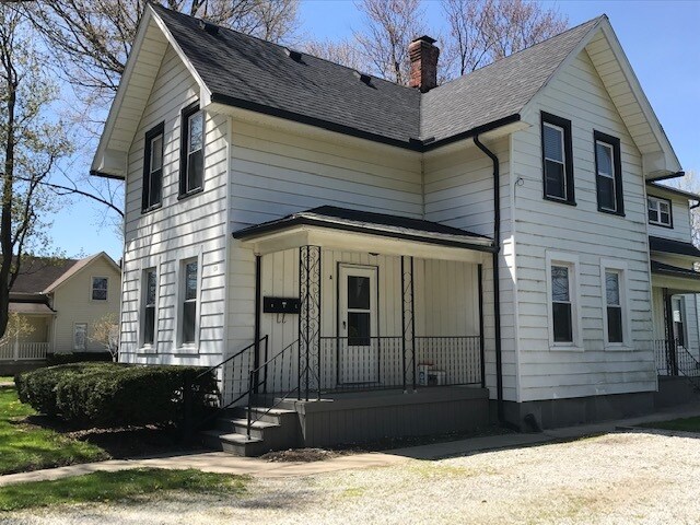 Primary Photo - 28 S Highland St