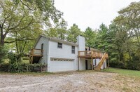 Building Photo - 210 Elliott Ct