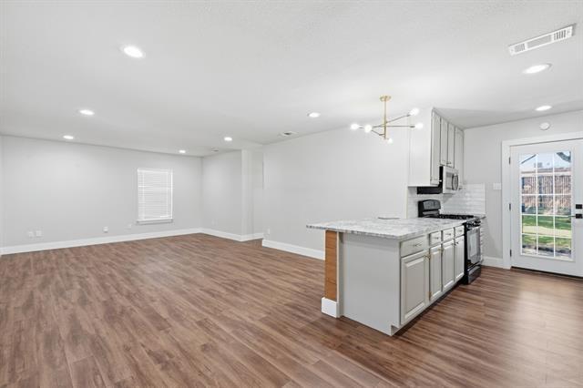 Building Photo - 9011 Angora St