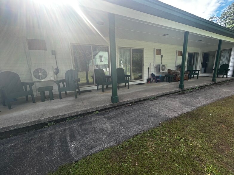 Covered back porch - 302 Lake Ave