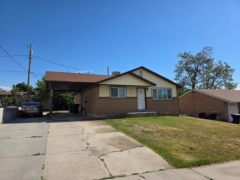 Building Photo - 1468 E 580 S St