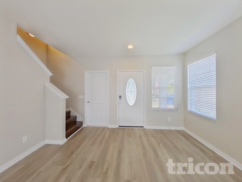 Building Photo - 10645 Navigation Dr