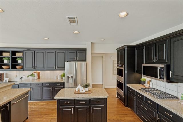 Building Photo - 804 Waterbury Ct