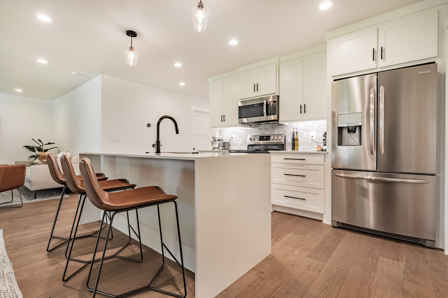 Kitchen - 3625 NW 53rd St