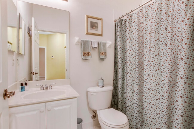 Building Photo - 108 Lighthouse Cir