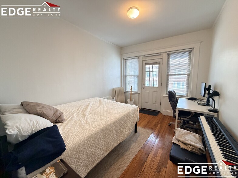 Building Photo - 120 Brainerd Rd