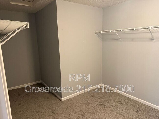 Building Photo - 8832 Taggart Dr