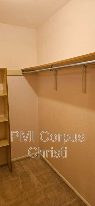 Building Photo - 5030 Merganser Dr