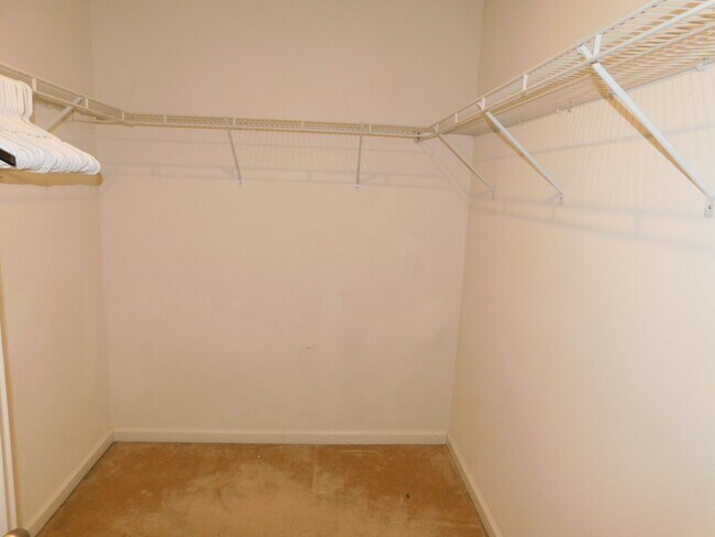 Building Photo - 104 Pebble Creek Dr