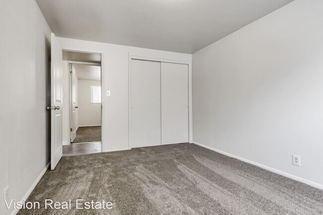 Building Photo - 111 S 1000 E St