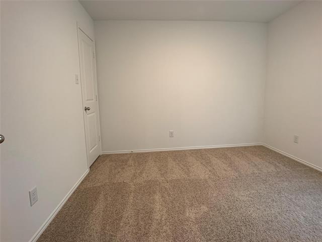 Building Photo - 5404 Finbrooke Dr