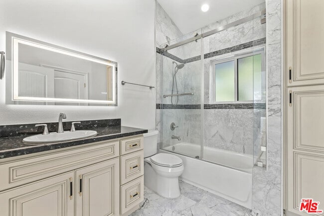 Building Photo - 2017 S Centinela Ave