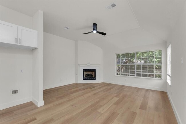 Building Photo - 1108 Pecan Creek Dr
